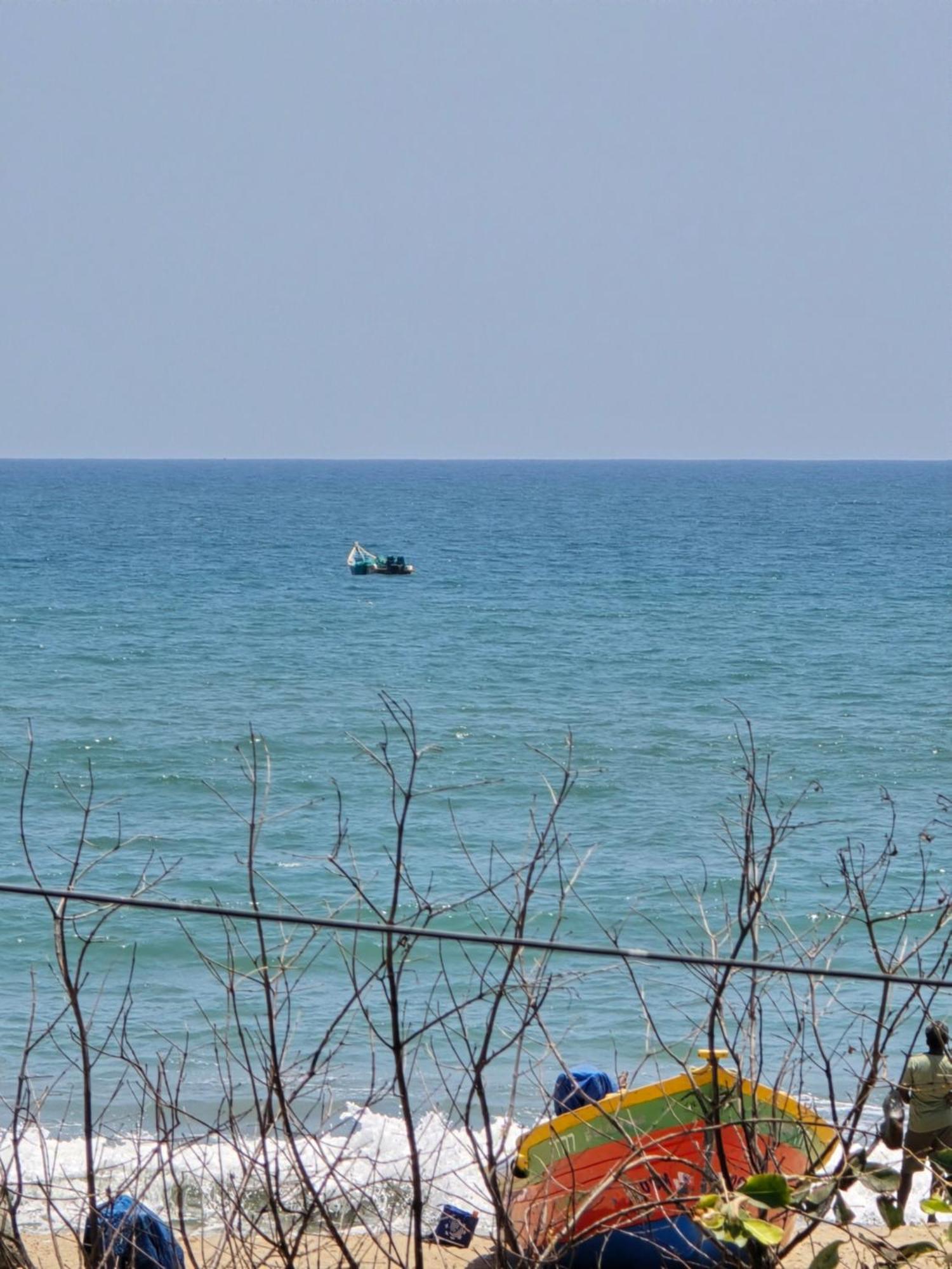 De Lumaa Beachside Stay Pondicherry Bagian luar foto